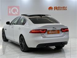 جاكوار XE